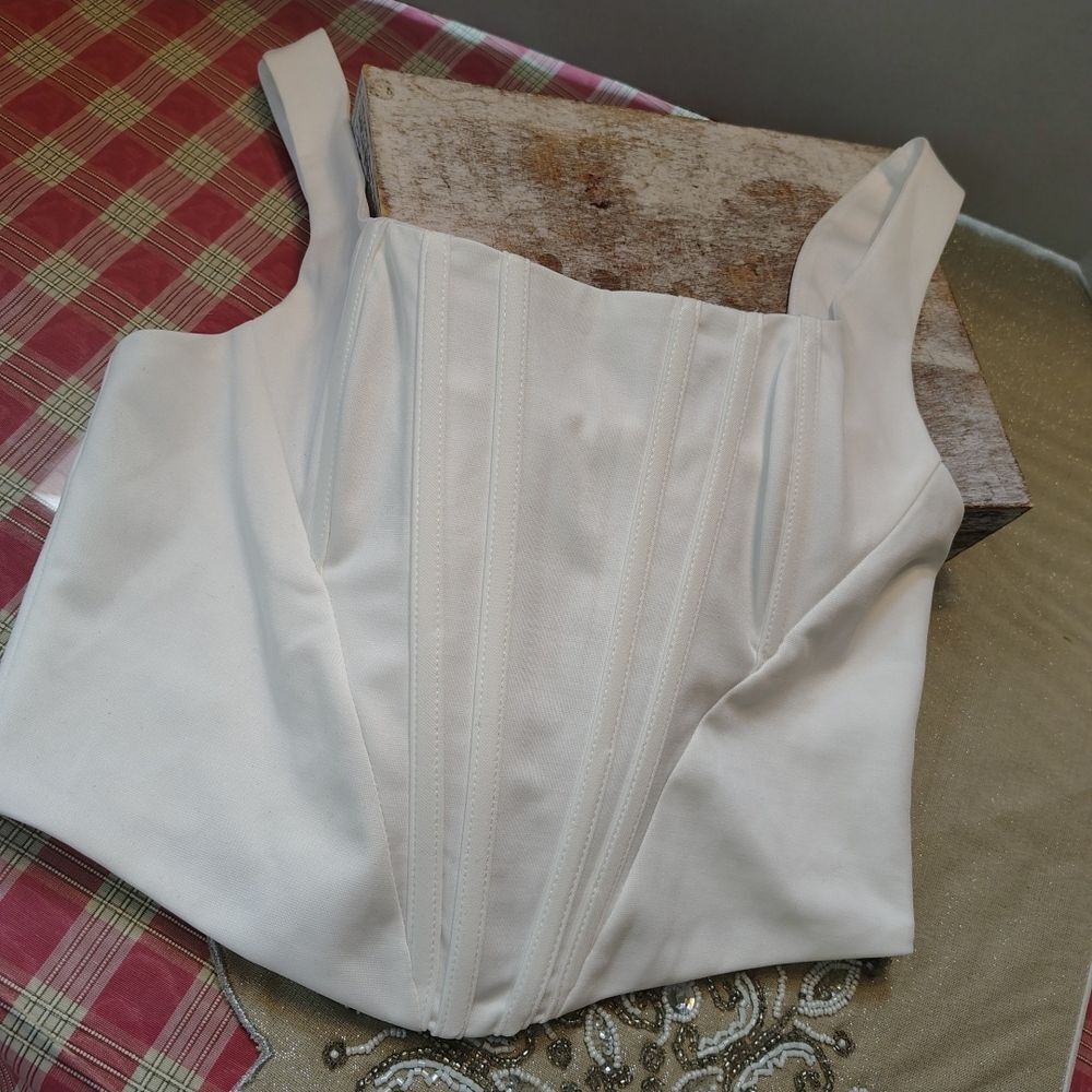 Elegant White Women's Corset Top  W3